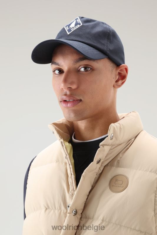 Aleoeten gewatteerd vest van gerecycled eco taslan nylon Woolrich Heren 8TTN0551 strandzand kleding