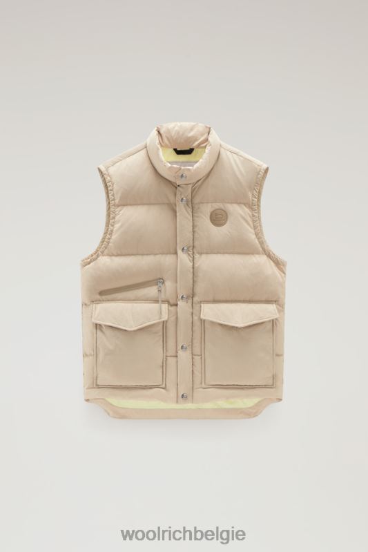 Aleoeten gewatteerd vest van gerecycled eco taslan nylon Woolrich Heren 8TTN0551 strandzand kleding