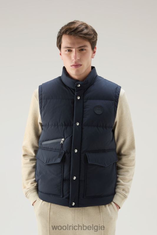 Aleoeten gewatteerd vest van gerecycled eco taslan nylon Woolrich Heren 8TTN0599 Melton blauw kleding