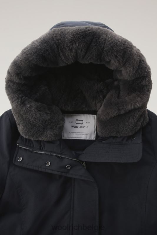 Boulderparka van ramar-stof met capuchon en afneembare rand van imitatiebont Woolrich vrouwen 8TTN0215 donker marine kleding