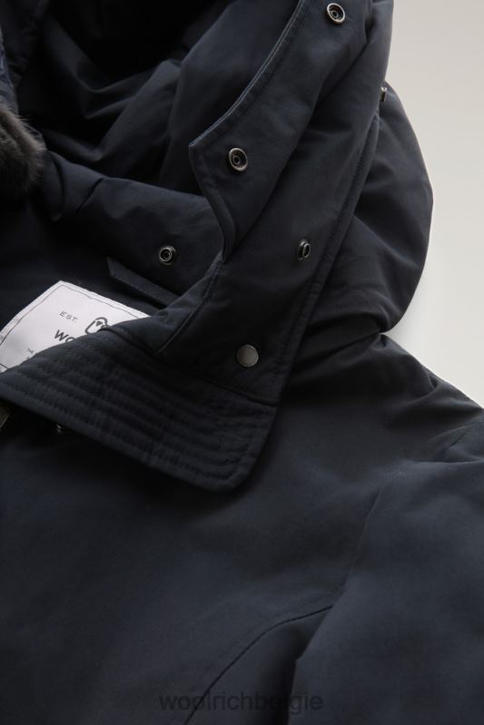 Boulderparka van ramar-stof met capuchon en afneembare rand van imitatiebont Woolrich vrouwen 8TTN0215 donker marine kleding