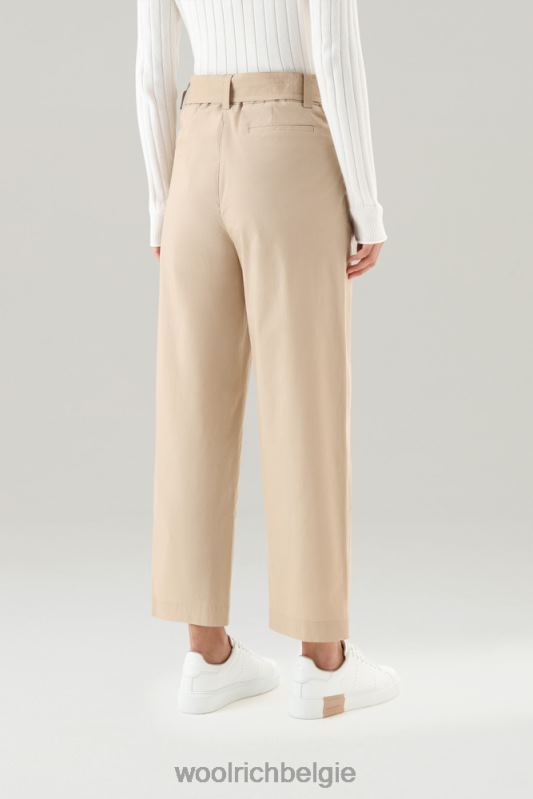 Broek met rechte pijpen van puur katoenpopeline Woolrich vrouwen 8TTN045 veer beige kleding