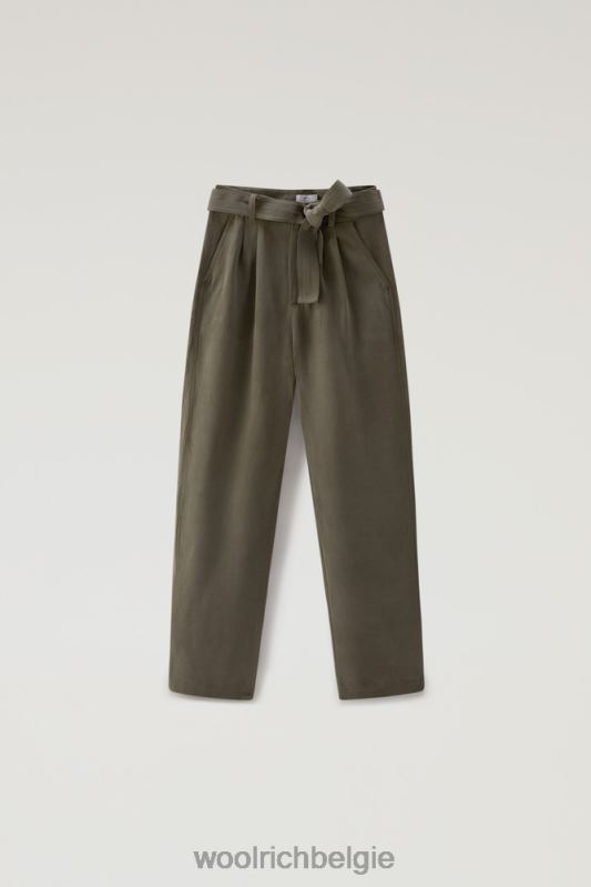 Broek met riem van een linnenmix Woolrich vrouwen 8TTN0184 donkergroen kleding