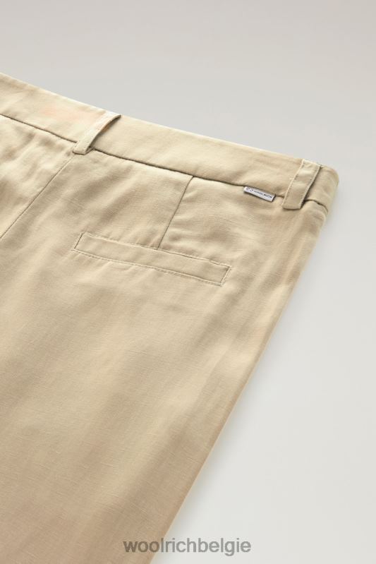Broek met riem van een linnenmix Woolrich vrouwen 8TTN074 veer beige kleding