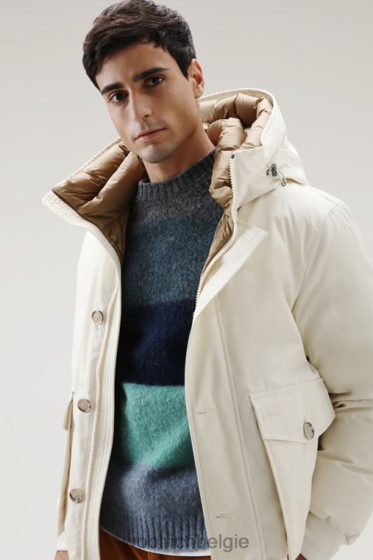 Byrd donsjack met korte capuchon Woolrich Heren 8TTN0781 melkachtige crème kleding