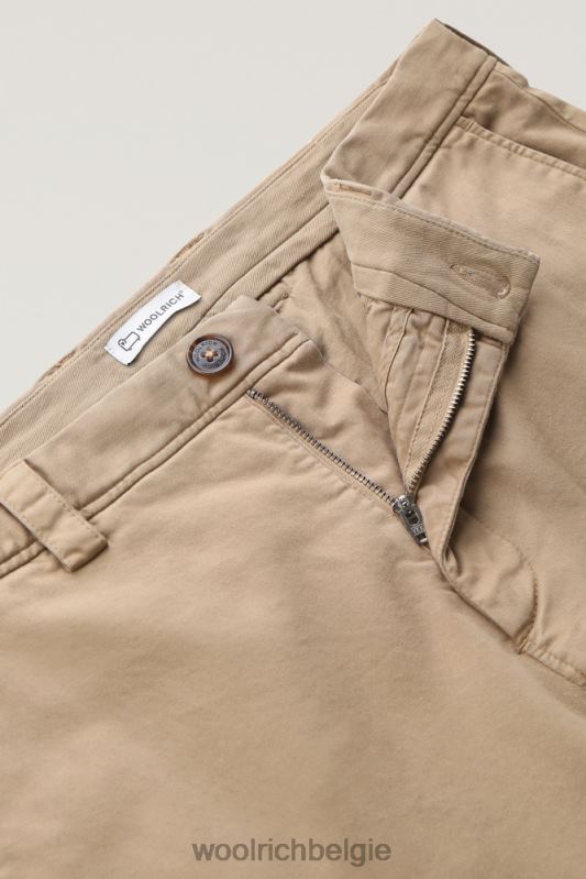 Cargobroek van kledinggeverfd stretchkatoen Woolrich Heren 8TTN0708 goud kaki kleding