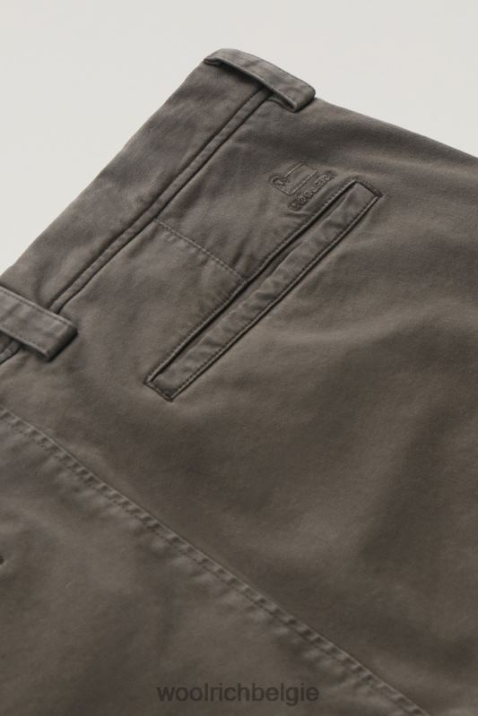Cargobroek van kledinggeverfd stretchkatoen Woolrich Heren 8TTN0763 donkergroen kleding