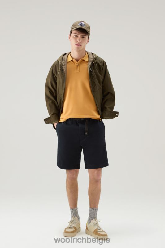 Een kledinggeverfde chinoshort van stretchkatoen Woolrich Heren 8TTN0433 Melton blauw kleding