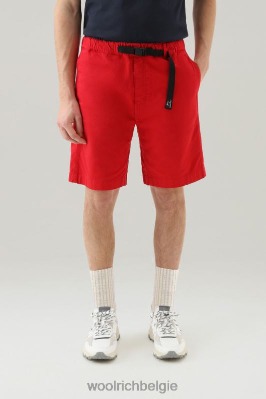 Een kledinggeverfde chinoshort van stretchkatoen Woolrich Heren 8TTN0451 Rode lucht kleding