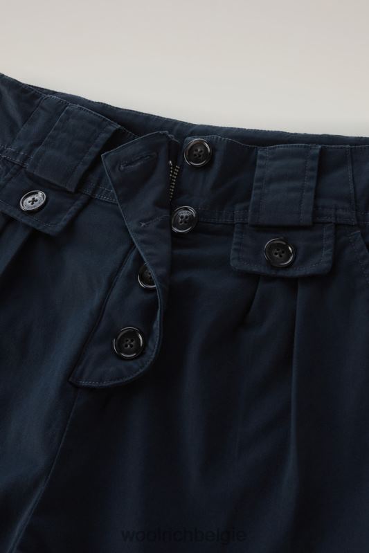 Een kledinggeverfde short van stretchkatoenen twill Woolrich vrouwen 8TTN0169 Melton blauw kleding