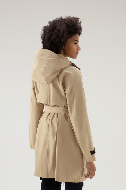 Fayette lichte trenchcoat met afneembare capuchon Woolrich vrouwen 8TTN0116 veer beige kleding