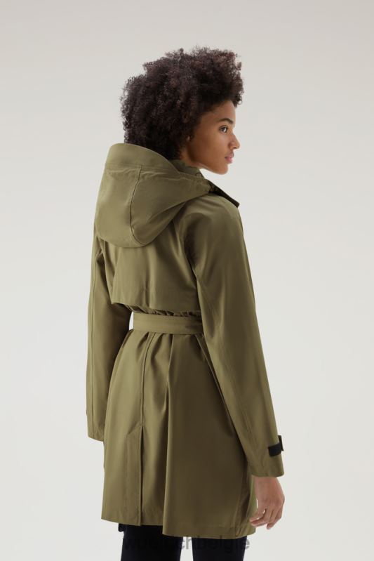 Fayette lichte trenchcoat met afneembare capuchon Woolrich vrouwen 8TTN0203 donkergroen kleding