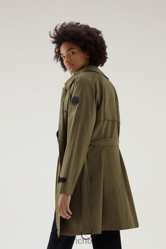 Fayette lichte trenchcoat met afneembare capuchon Woolrich vrouwen 8TTN0203 donkergroen kleding