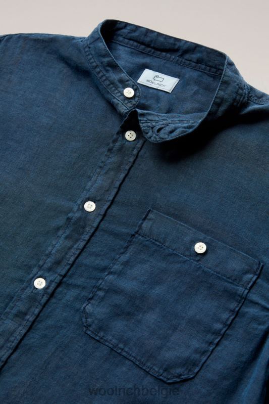 Garmentgeverfd overhemd van puur linnen met bandkraag Woolrich Heren 8TTN0635 Melton blauw kleding