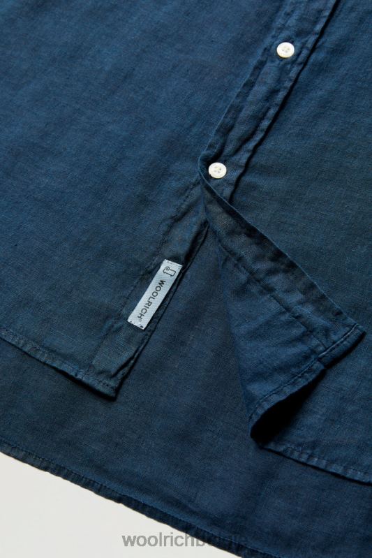 Garmentgeverfd overhemd van puur linnen met bandkraag Woolrich Heren 8TTN0635 Melton blauw kleding