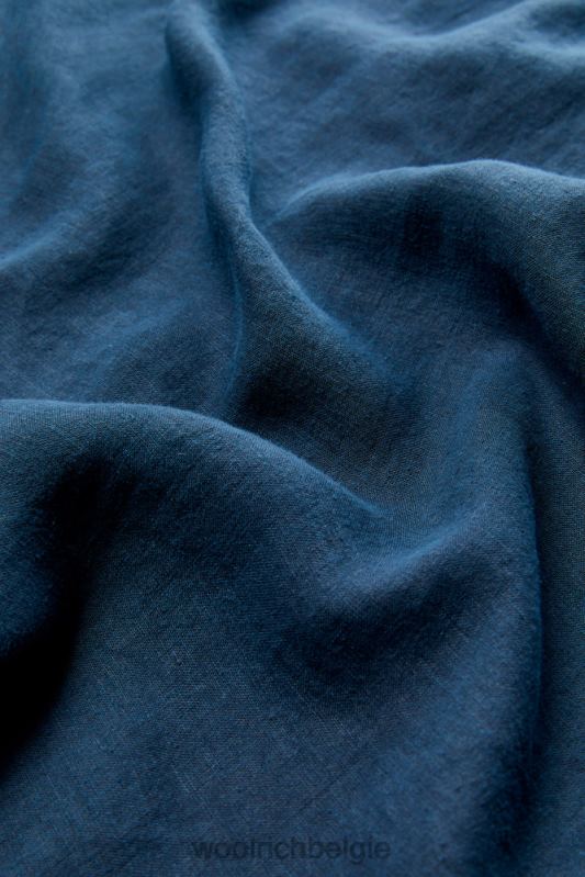Garmentgeverfd overhemd van puur linnen met bandkraag Woolrich Heren 8TTN0635 Melton blauw kleding