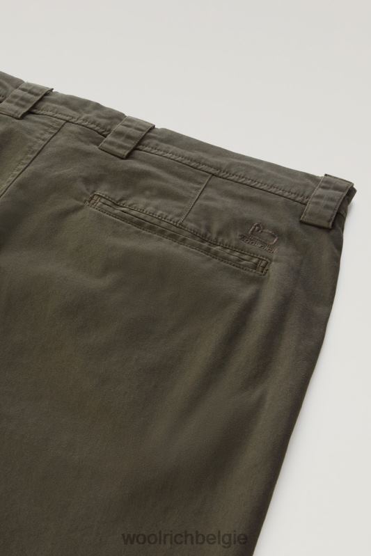 Geverfde klassieke chinobroek van katoen Woolrich Heren 8TTN0575 donkergroen kleding