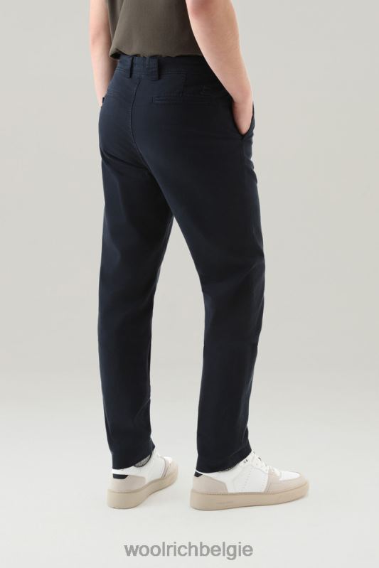 Geverfde klassieke chinobroek van katoen Woolrich Heren 8TTN0633 Melton blauw kleding