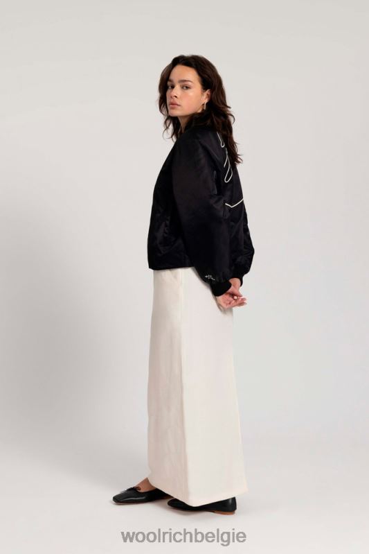 Gewatteerd zwanenbomberjack van satijnnylon-danielle cathari Woolrich vrouwen 8TTN0188 zwart kleding