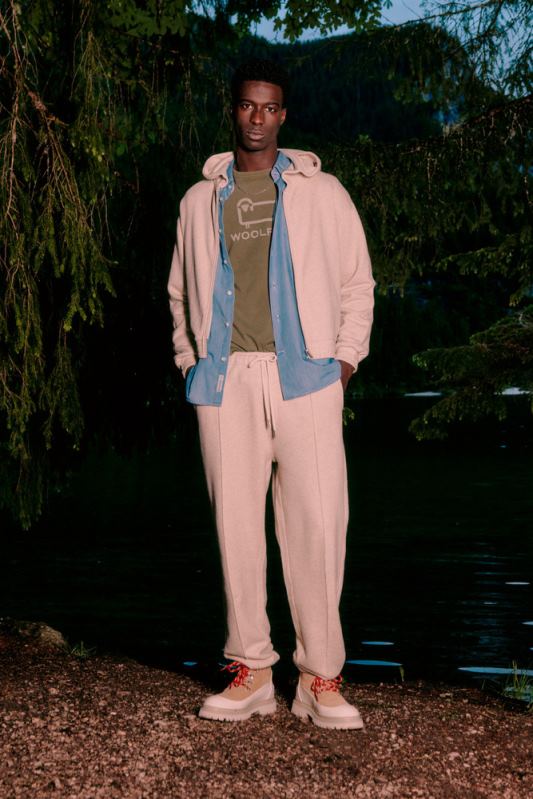 Hoodie met volledige ritssluiting van een linnen-katoen-fleecemix Woolrich Heren 8TTN0512 strandzand kleding