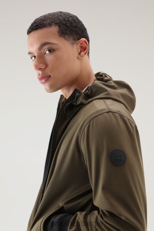 Hoodie met volledige ritssluiting van softshell Woolrich Heren 8TTN0590 donkergroen kleding