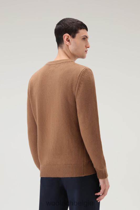 Kabelgebreide ronde hals van scheerwol Woolrich Heren 8TTN0695 Alaskan bruin kleding