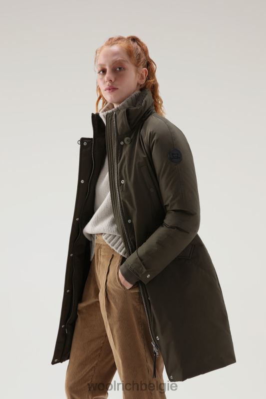 Lange parka van ramar-stof Woolrich vrouwen 8TTN0286 donkergroen kleding