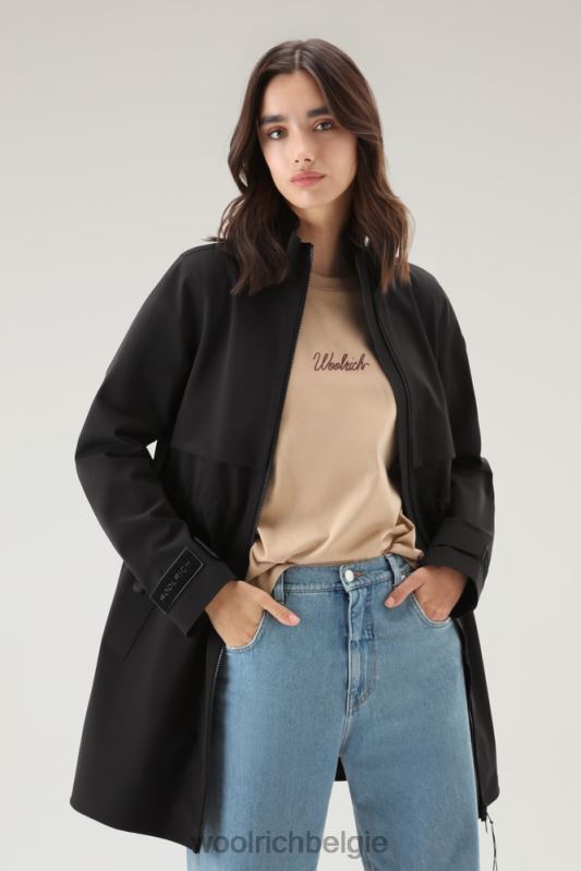 Pequea-jas van stretchnylon Woolrich vrouwen 8TTN072 zwart kleding