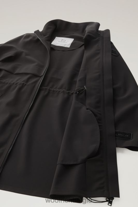 Pequea-jas van stretchnylon Woolrich vrouwen 8TTN072 zwart kleding