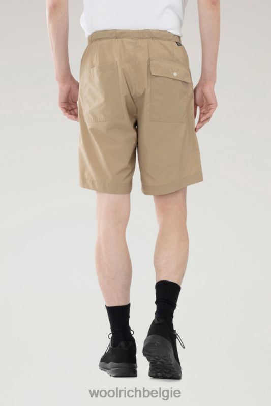 Ranchshort van gerecycled nylon Woolrich Heren 8TTN0524 beige kleding