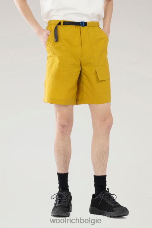Ranchshort van gerecycled nylon Woolrich Heren 8TTN0528 mosterd kleding