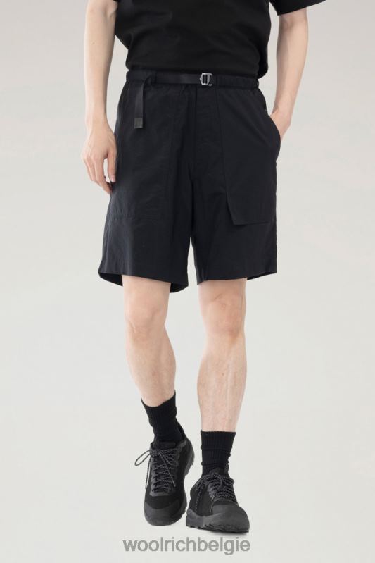 Ranchshort van gerecycled nylon Woolrich Heren 8TTN0574 zwart kleding