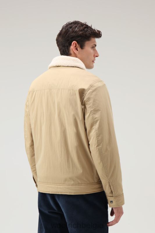 Ripstop truckerjack met voering van sherpawol Woolrich Heren 8TTN0680 goud kaki kleding