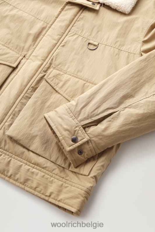 Ripstop truckerjack met voering van sherpawol Woolrich Heren 8TTN0680 goud kaki kleding