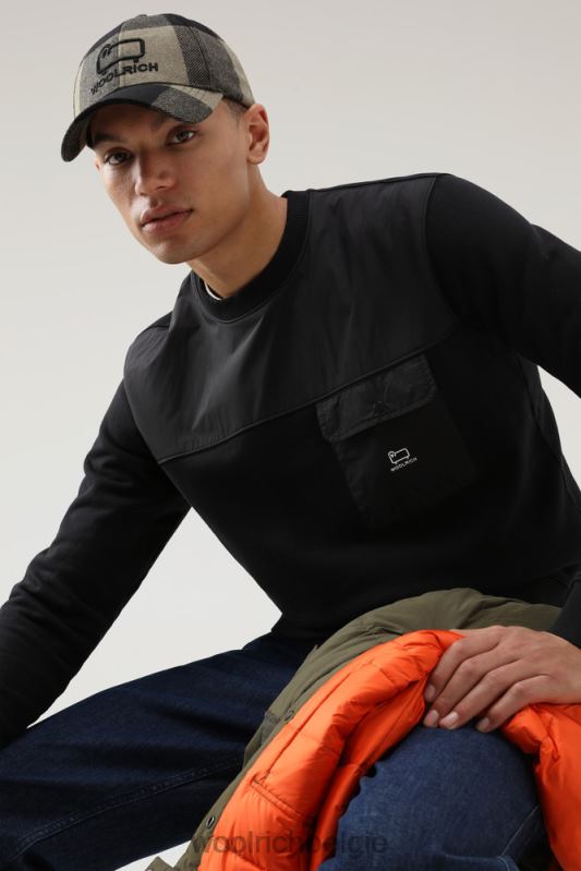 Sweatshirt met ronde hals van katoen en taslan-nylon Woolrich Heren 8TTN0690 zwart kleding