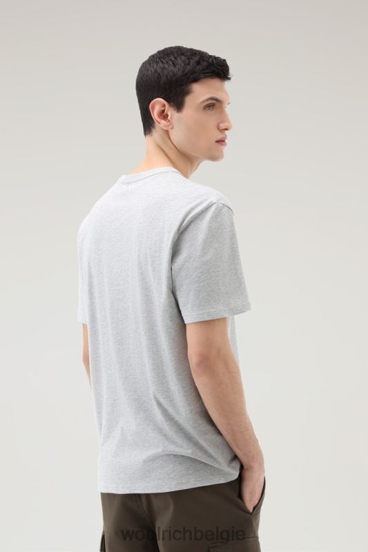 T-shirt van puur katoen met borstzak Woolrich Heren 8TTN0487 lichtgrijs gemêleerd kleding