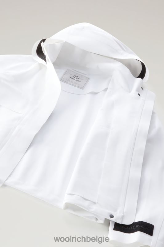 Tech korte jas met capuchon voor woon-werkverkeer van stretch nylon Woolrich vrouwen 8TTN077 Helder wit kleding