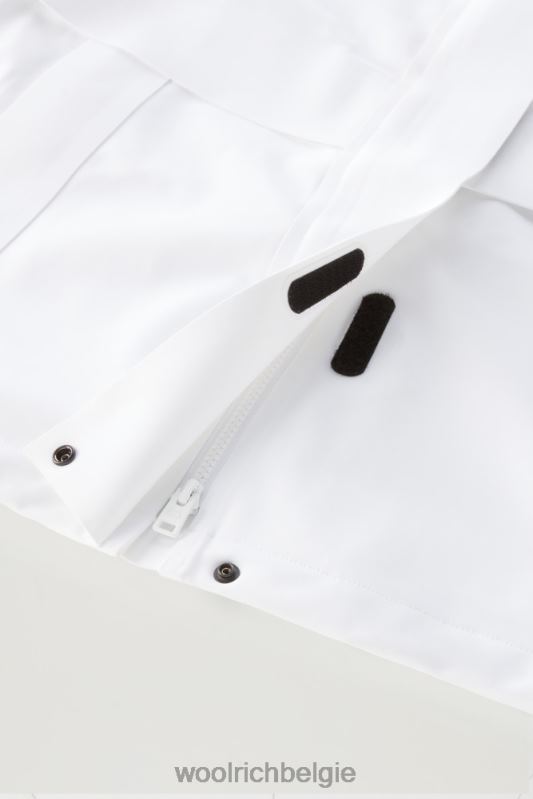 Tech korte jas met capuchon voor woon-werkverkeer van stretch nylon Woolrich vrouwen 8TTN077 Helder wit kleding