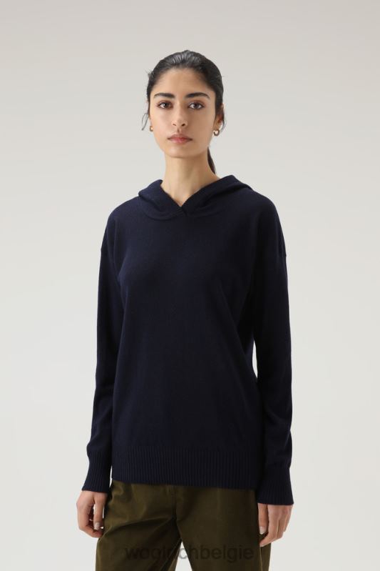 Trui met capuchon van een mix van wol en kasjmier Woolrich vrouwen 8TTN0272 Melton blauw kleding