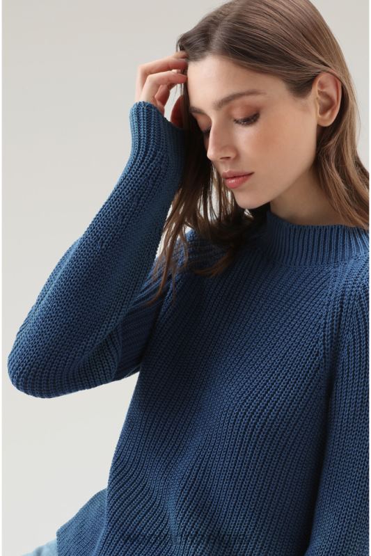 Trui met ronde hals van zuiver katoen met natuurlijke kledingkleurstofafwerking Woolrich vrouwen 8TTN0129 indigo kleding