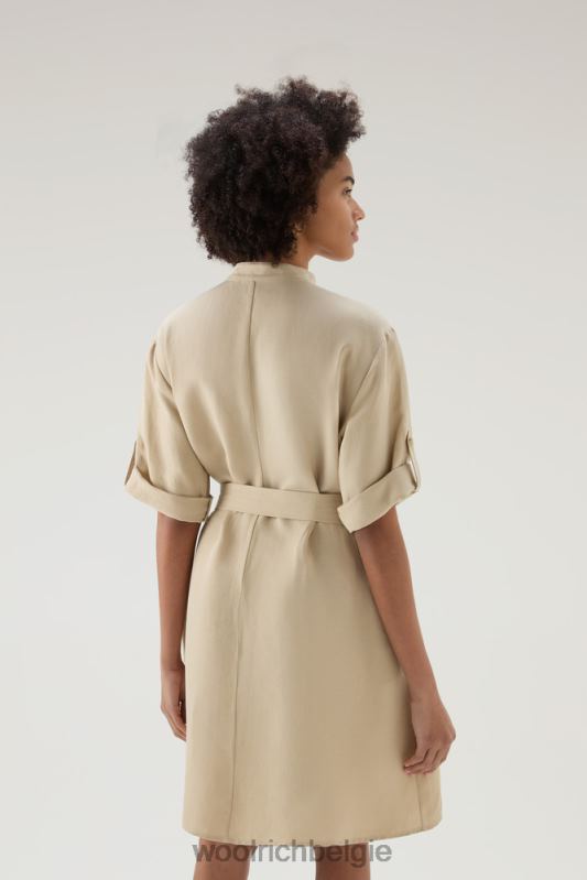 Utility-jurk met riem van een linnenmix Woolrich vrouwen 8TTN0183 veer beige kleding