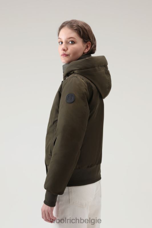 Weoka-bomberjack van zachte poefstof Woolrich vrouwen 8TTN0252 donkergroen kleding