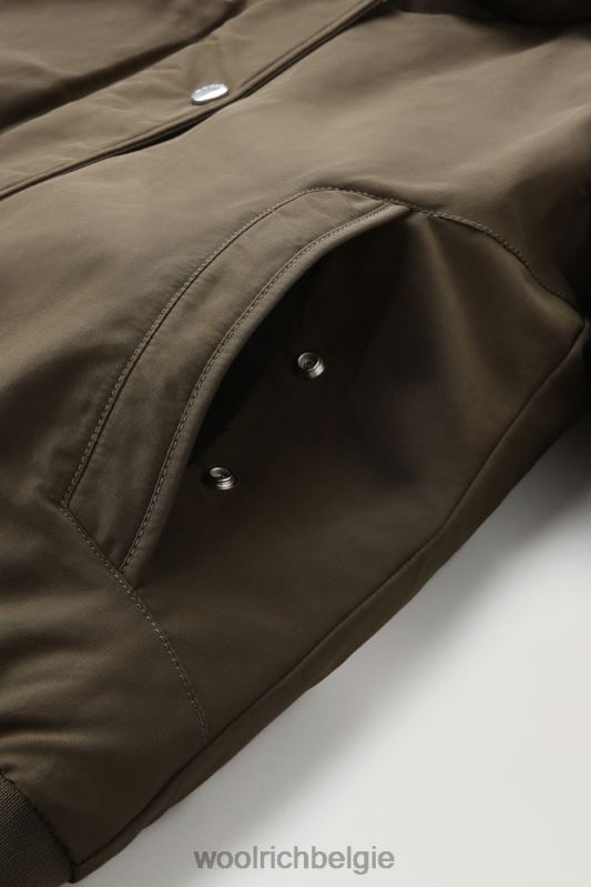 Weoka-bomberjack van zachte poefstof Woolrich vrouwen 8TTN0252 donkergroen kleding