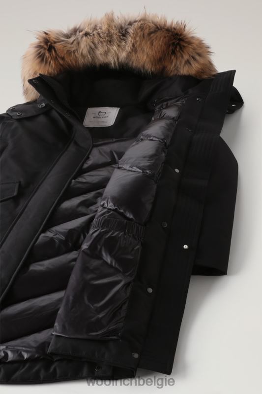 adirondack waterdichte parka van gore-tex met afneembare capuchon en bontafwerking Woolrich vrouwen 8TTN0302 uit zwart kleding