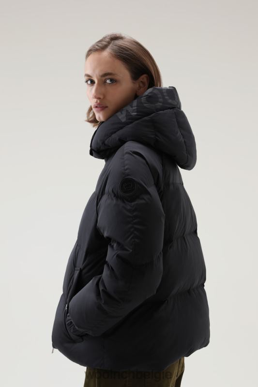 alsea kort donsjack met afneembare capuchon Woolrich vrouwen 8TTN0293 zwart kleding