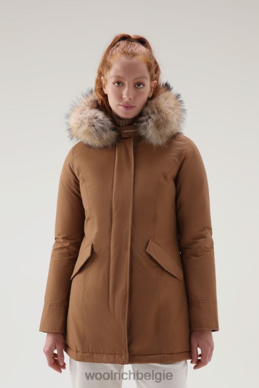 arctic parka van ramar-stof met afneembare bontrand Woolrich vrouwen 8TTN0366 donkere kameel kleding
