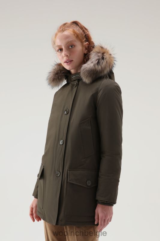 arctic parka van ramar-stof met vier zakken en afneembaar bont Woolrich vrouwen 8TTN0360 donkergroen kleding
