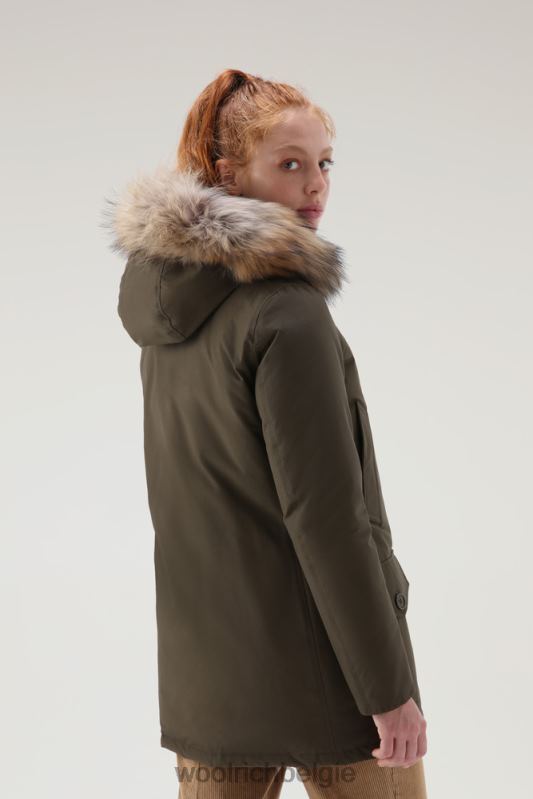 arctic parka van ramar-stof met vier zakken en afneembaar bont Woolrich vrouwen 8TTN0360 donkergroen kleding