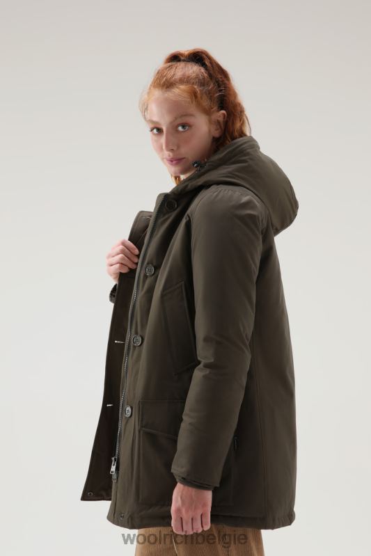 arctic parka van ramar-stof met vier zakken en afneembaar bont Woolrich vrouwen 8TTN0360 donkergroen kleding