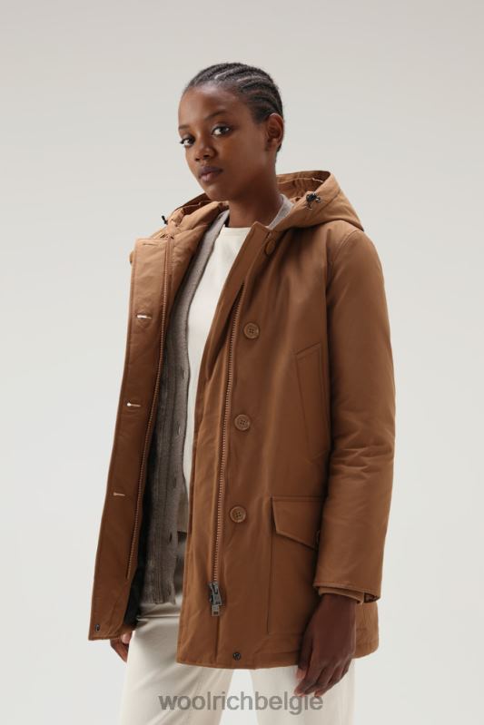 arctic parka van ramar-stof met vier zakken en afneembaar bont Woolrich vrouwen 8TTN0363 donkere kameel kleding